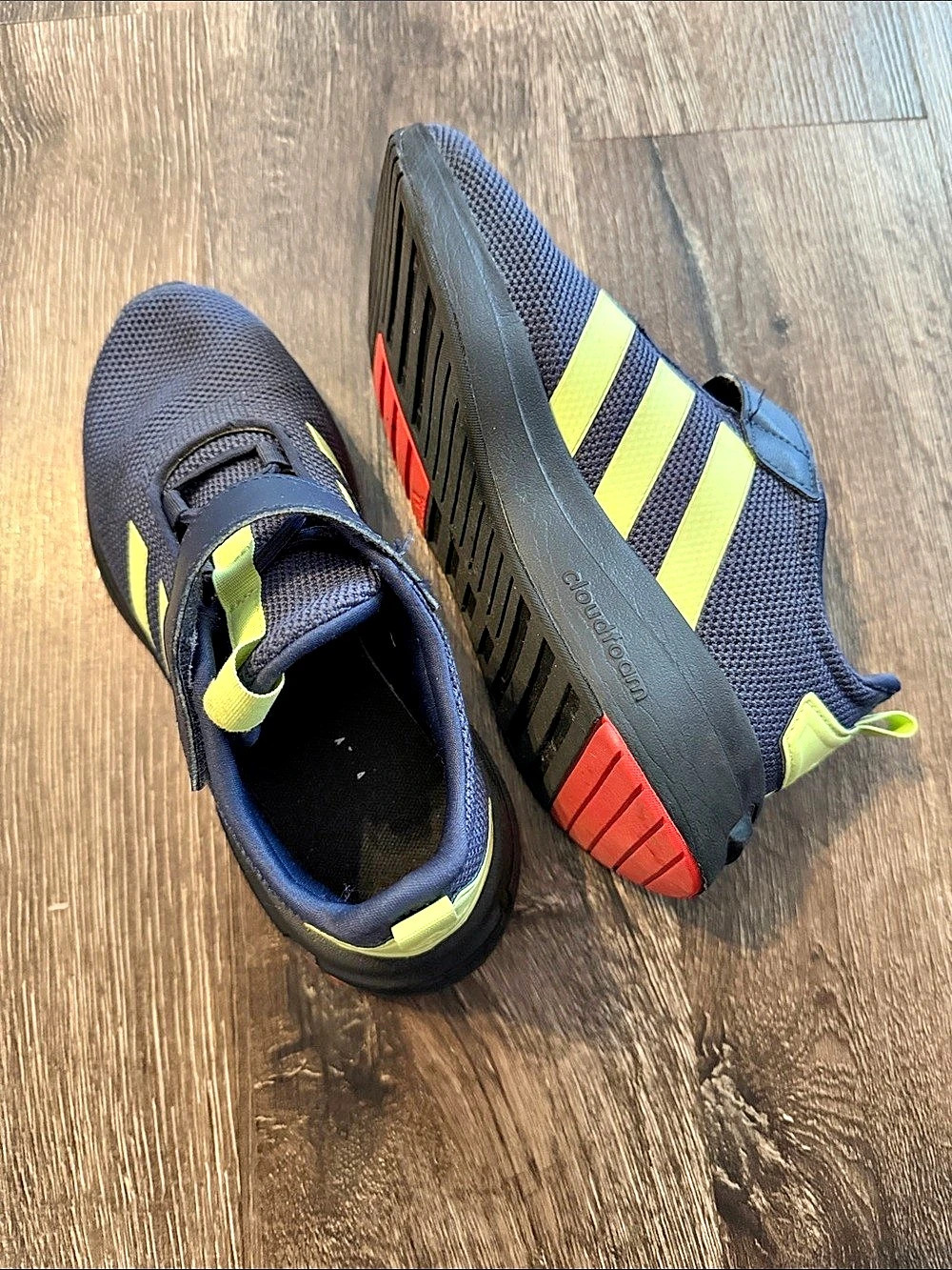 adidas Cloudfoam Kids Running Shoes Black & Yellow